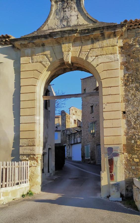 Appartement Les Jarres Bleues à Grillon Extérieur photo