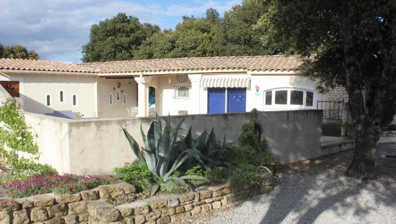 Appartement Les Jarres Bleues à Grillon Extérieur photo