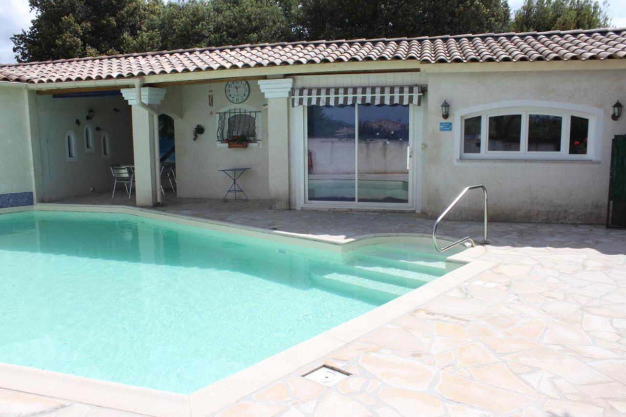 Appartement Les Jarres Bleues à Grillon Extérieur photo