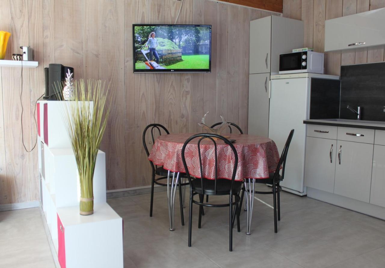 Appartement Les Jarres Bleues à Grillon Extérieur photo